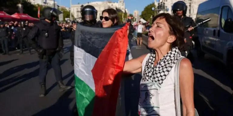 Las protestas en La Vuelta prendieron la mecha: aumenta la presión sobre la UEFA y Eurovisión para echar a Israel