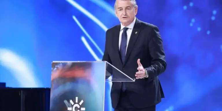 Trabajadores de Canal Sur envían una carta a la presidenta de Amama lamentando el trato informativo de la Cadena a la crisis de los cribados