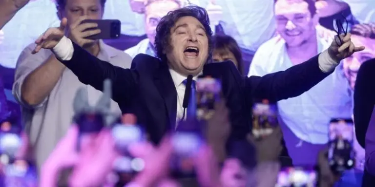 Milei gana las elecciones legislativas en Argentina